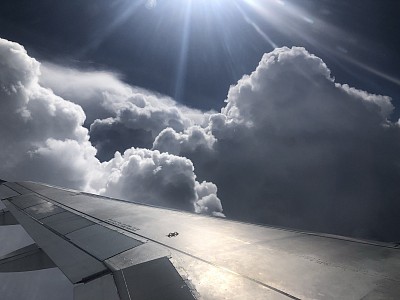 Über den Wolken